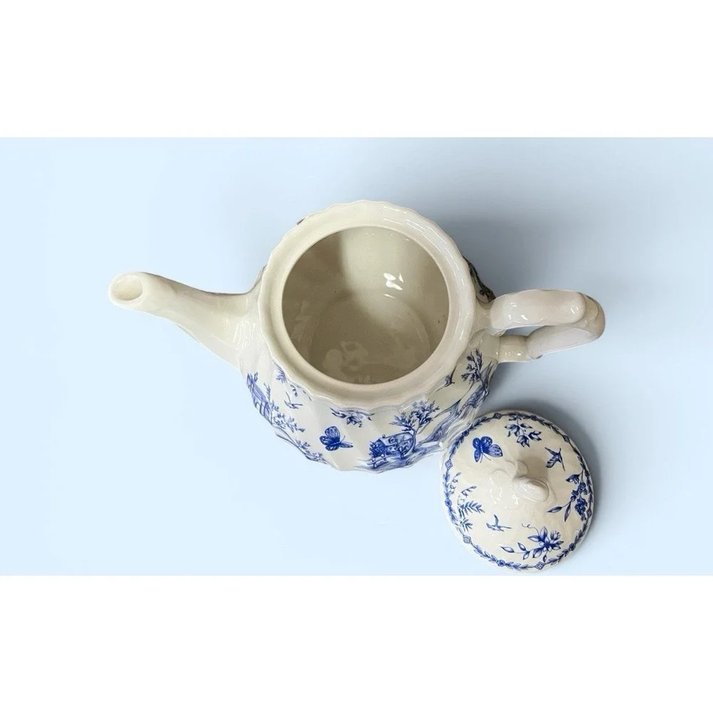 Churchill Toile China Teapot Tea Pot Countryside Butterfly Bird Vintage England